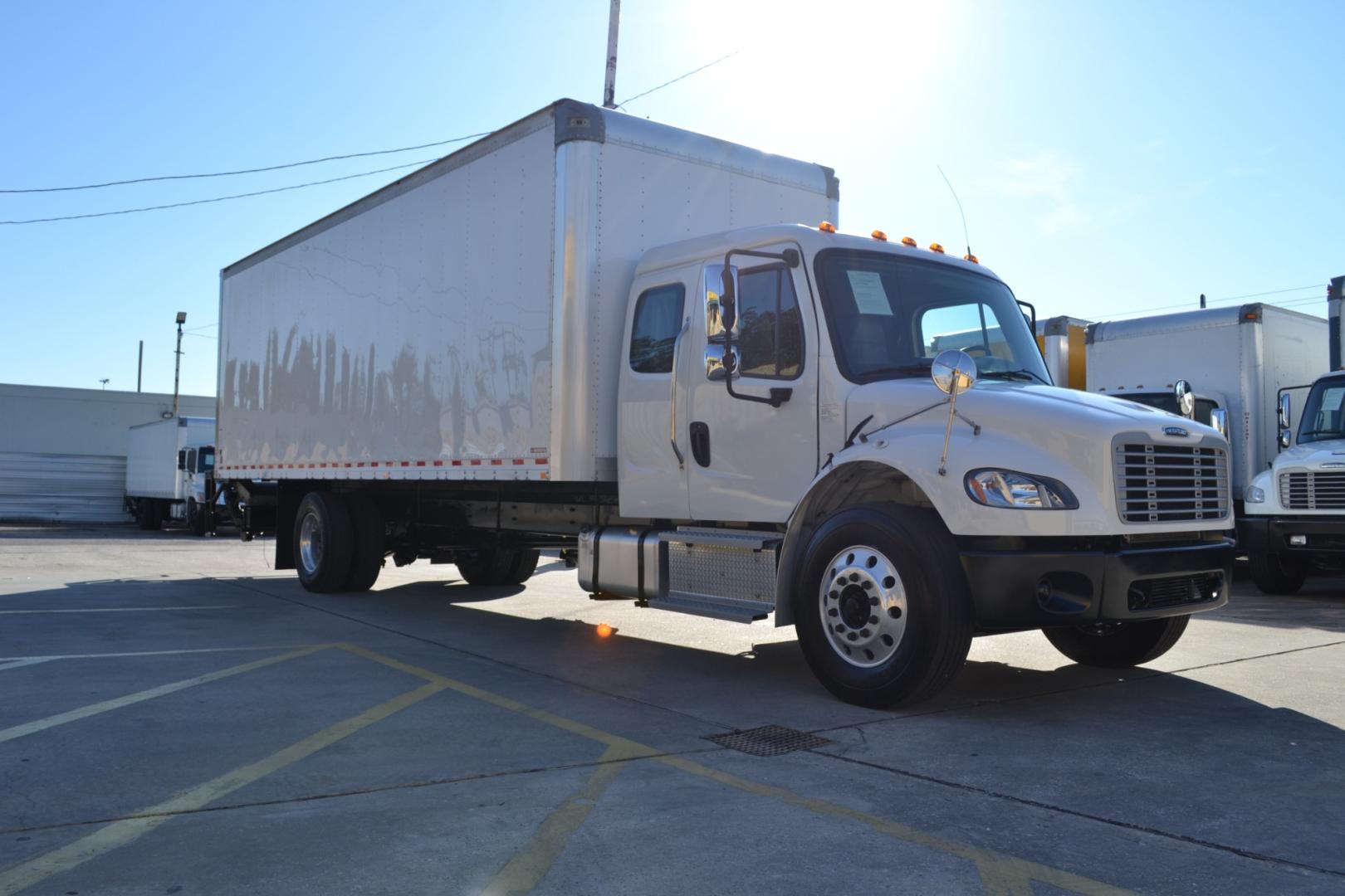 2020 WHITE /BLACK FREIGHTLINER M2-106 with an CUMMINS B6.7L 260HP engine, ALLISON 2100HS AUTOMATIC transmission, located at 9172 North Fwy, Houston, TX, 77037, (713) 910-6868, 29.887470, -95.411903 - Photo#2